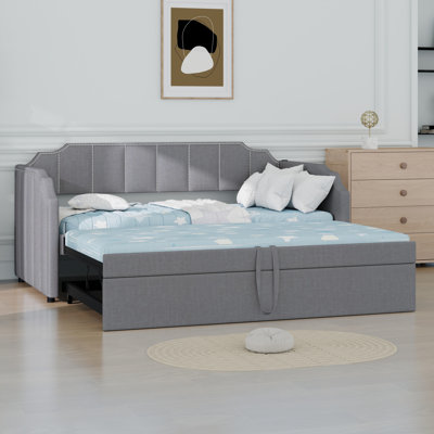 Daybed with Upholstered Design, Pop-Up Trundle