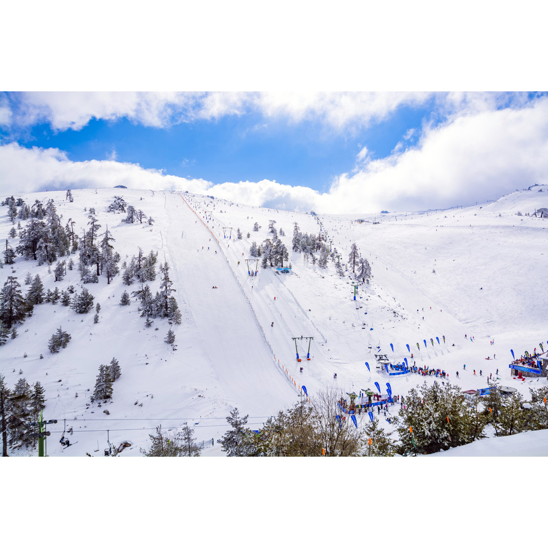 Kartalkaya Ski Resort von Cemagraphics - Kunstdrucke auf Leinwand