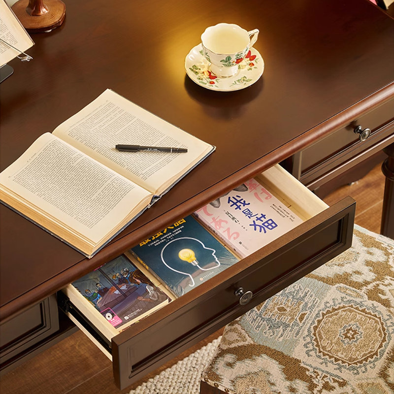 Bureau à domicile de style français