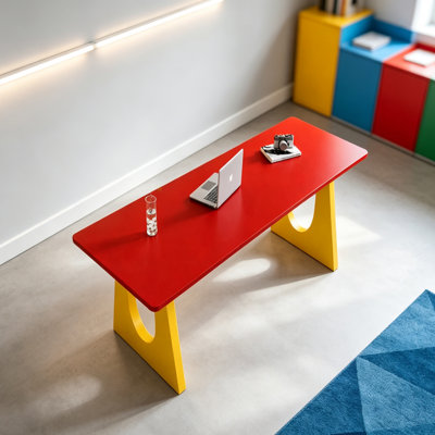 Bureau en bois de pin durable et métal au design aux couleurs vives