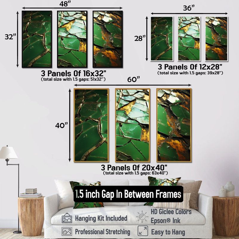 Carreaux de mosaïque en marbre vert et or I - art mural abstrait, Cadre flottant doré, H 32 po x l 48 po x P 1 po
