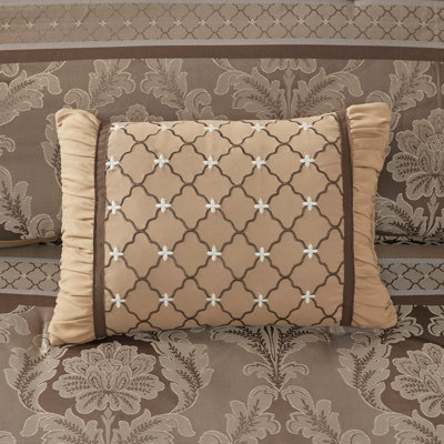 7 Piece Jacquard Comforter Set/Gold