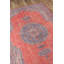 Tapis oriental rouge, bleu et ivoire tissé au métier mécanique-23618131