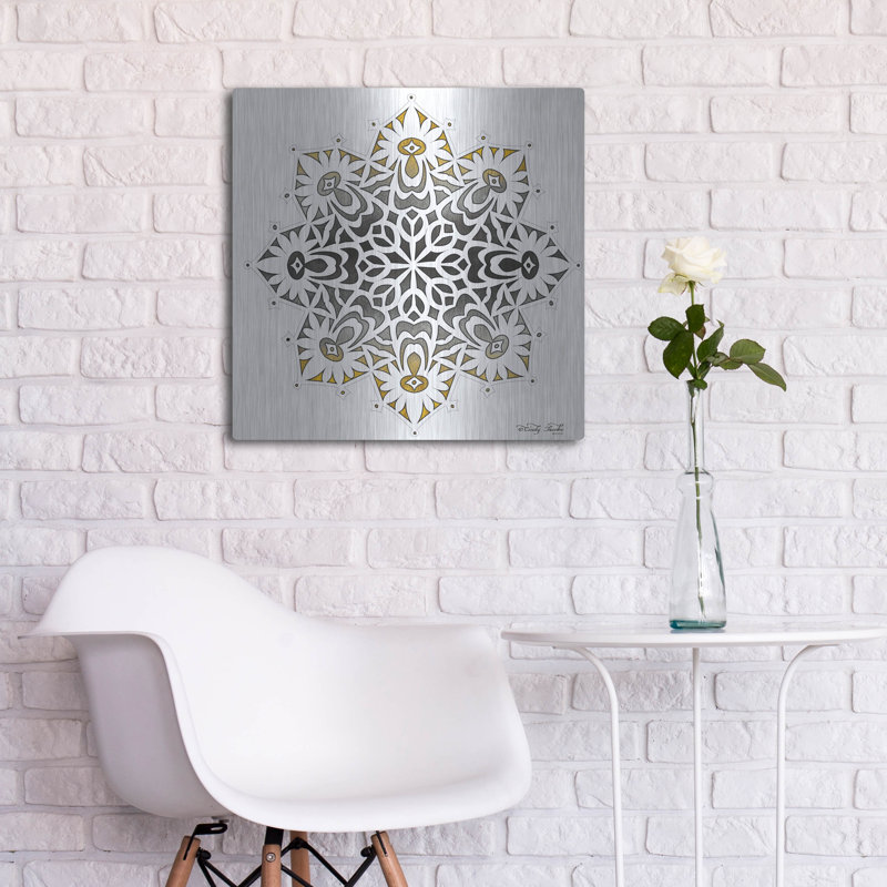 "Mandala sur blanc" par Cindy Jacobs, H 24 po x l 24 po