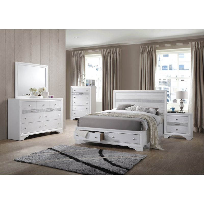 Commode 5 tiroirs de style traditionnel en bois de couleur blanche