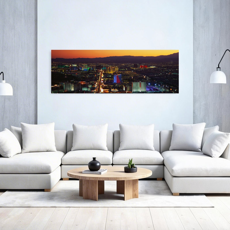 Art contemporain de Las Vegas, H 60 po x l 20 po