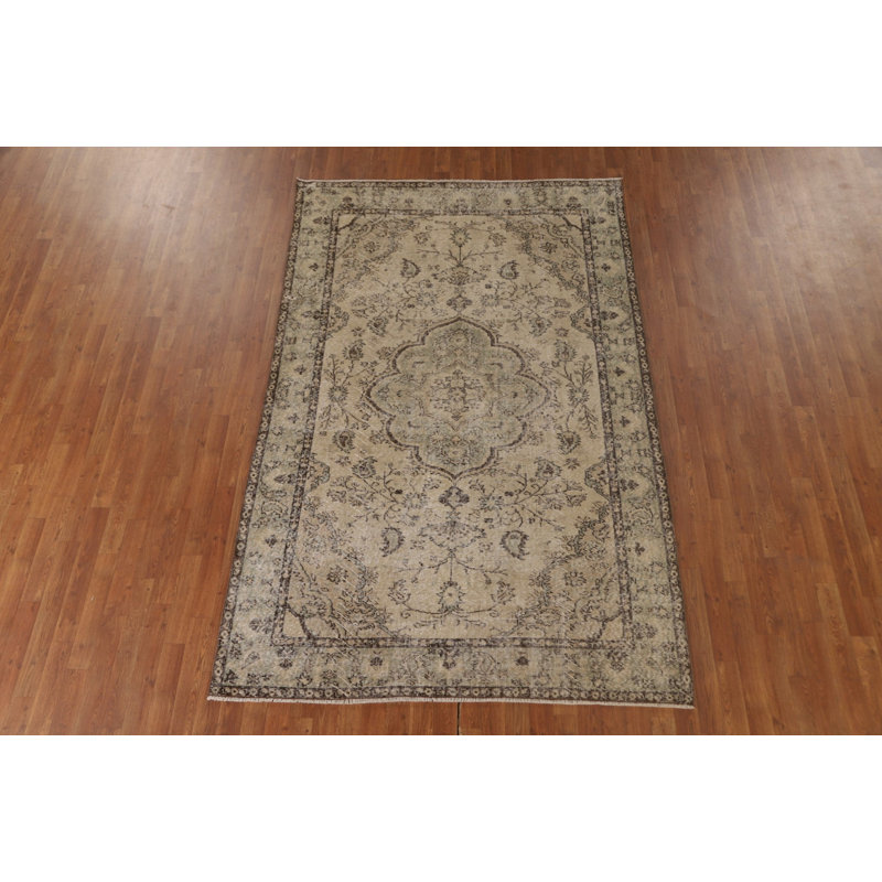 Tapis turc anatolien fait à la main 6 x 9