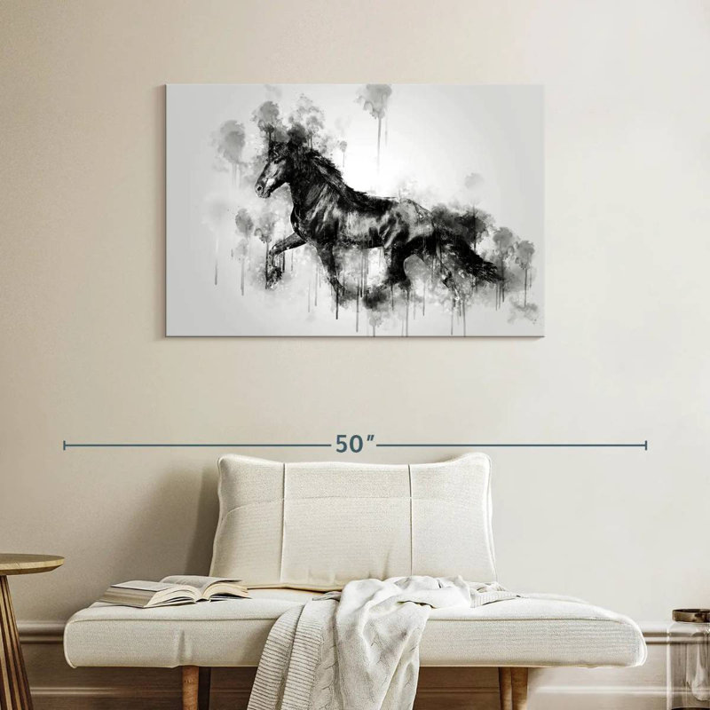 Cheval noir qui court en noir et blanc, H 26 po x l 39 po