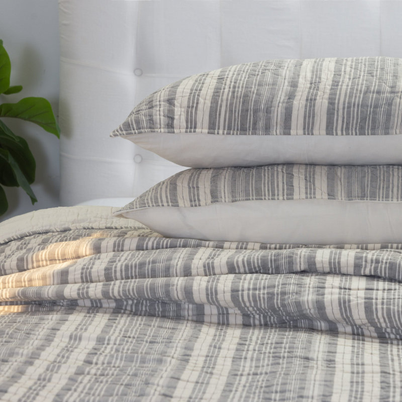 AVERY Quilt, Queen Quilt + 2 Standard Shams