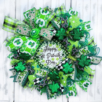 Handcrafted 18'' Wreath