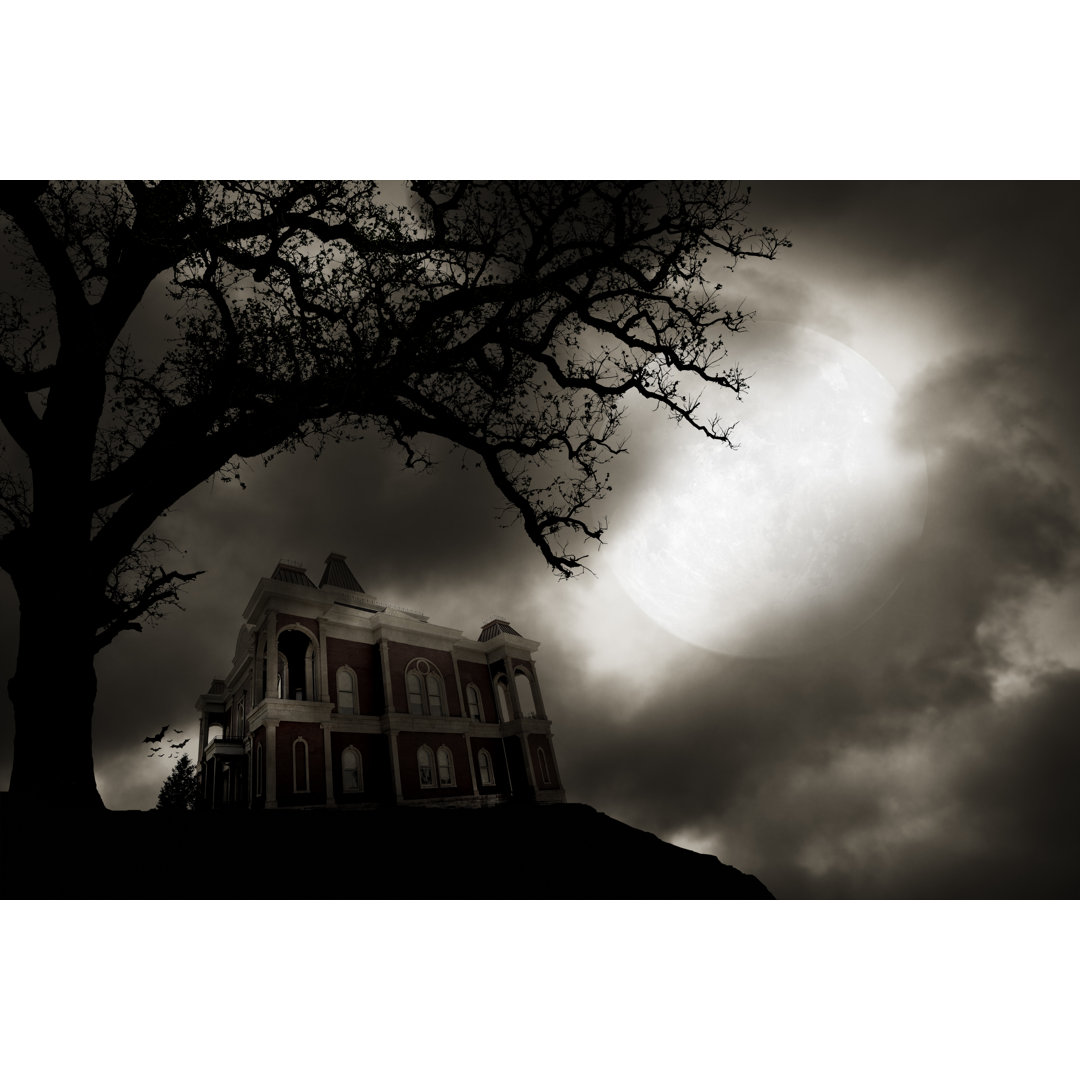 Haunted House On To Of Hill - Kunstdrucke auf Leinwand