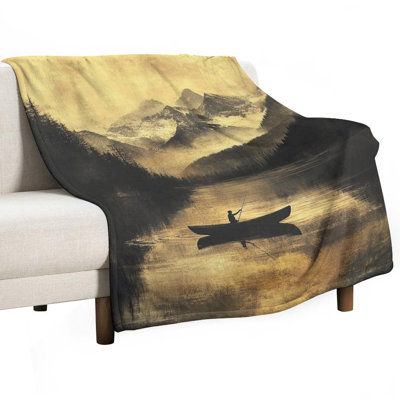Jeté en flanelle de luxe Lone_fishman_serene_mountain_lake