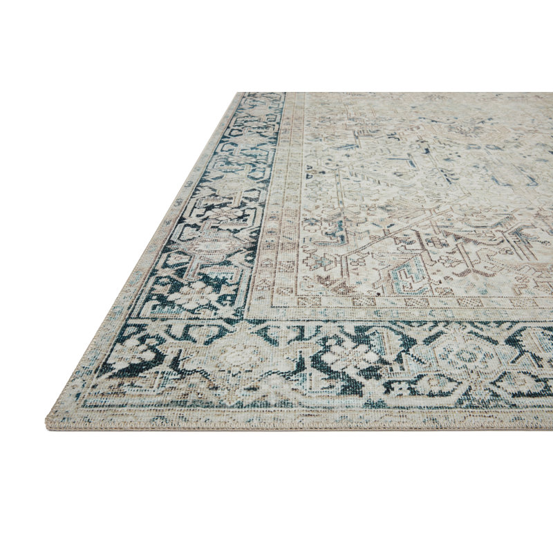 Tapis naturel / denim Magnolia Home par Joanna Gaines x Loloi Lenna, Rectangle 7 pi 6 po x 9 pi 6 po