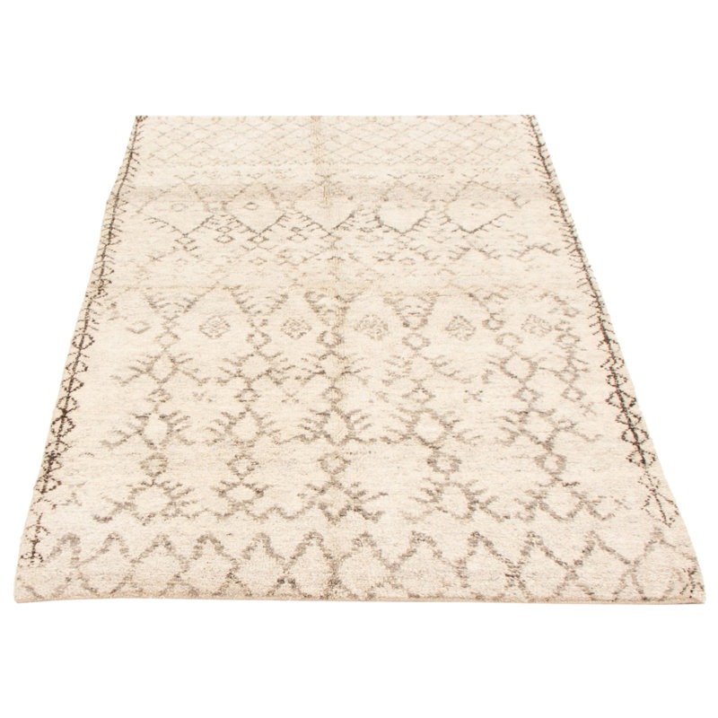 Tapis gris clair Grogan 5 pi 2 po x 7 pi 8 po