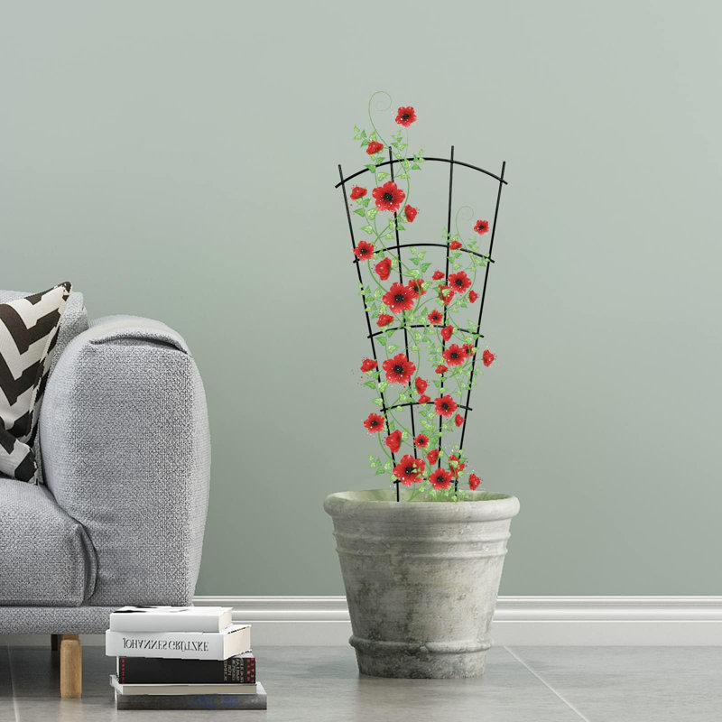 Metal Fan Trellis, 109cm H x 43cm W x 0.5cm D