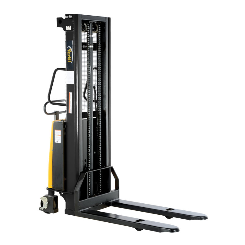 2000 Lb. Capacity Stacker