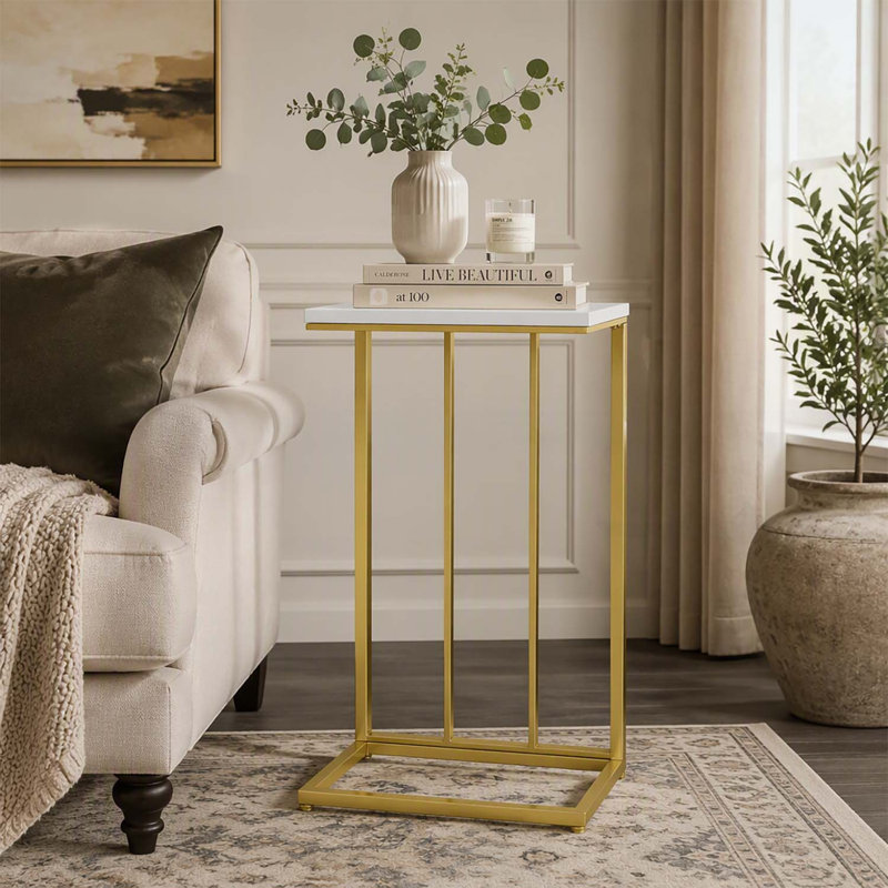 Tables d'appoint chics en forme de C au design moderne et glamour, parfaites pour les salons et les chambres, structure en fer robuste et finition élégante