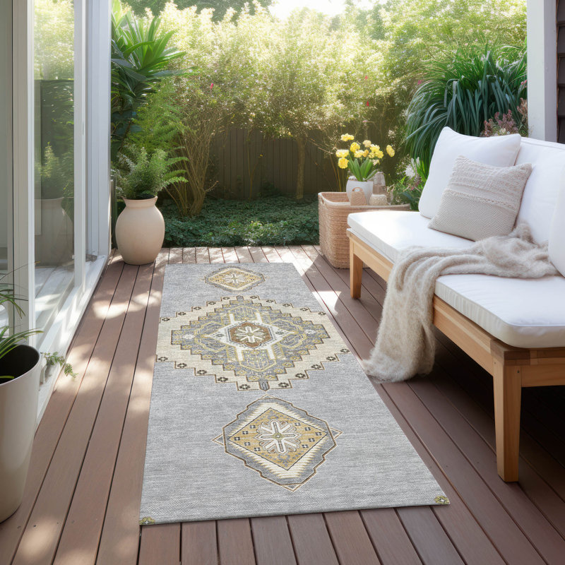 Elira Gray Washable Indoor-Outdoor Rug - , 2'3" x 7'6"