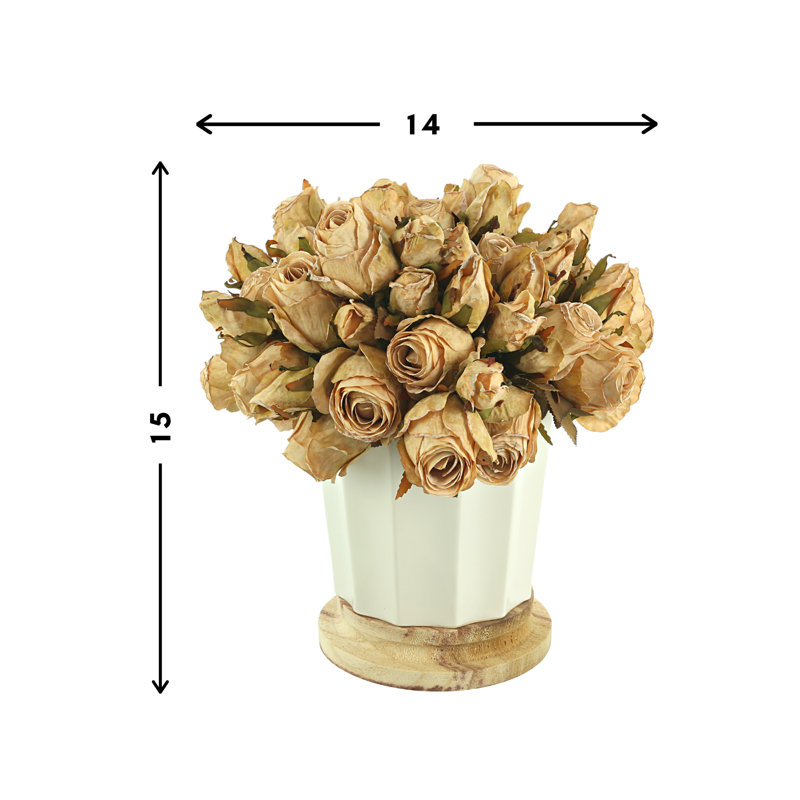 Roses Centerpiece in Pot, Brown