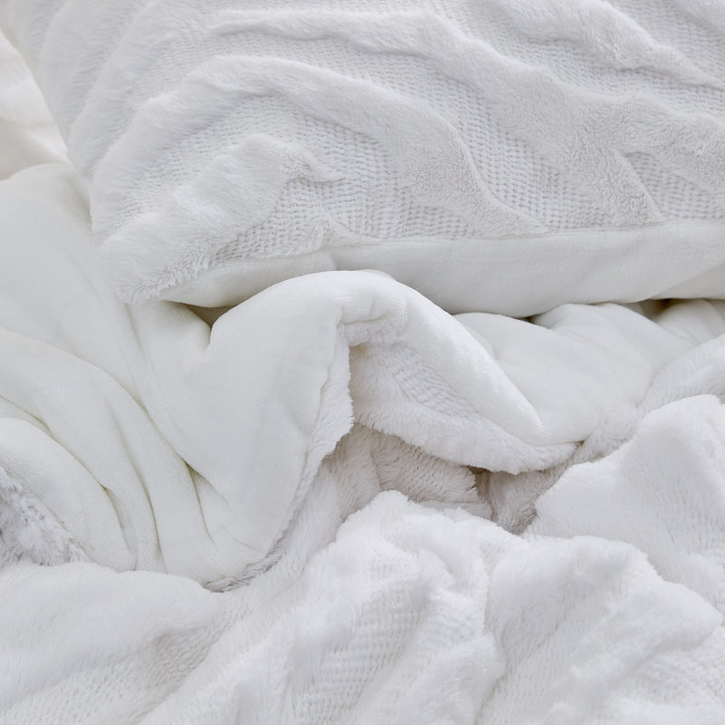 Tiger Plush - Coma Inducer Oversized Comforter Set, King Comforter + 2 King Shams, White Animal Print
