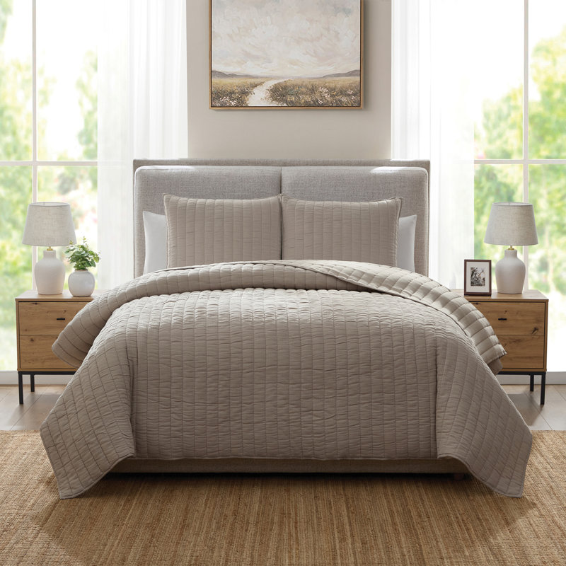 Ensemble de courtepointe en gaze de coton 3 pièces Détails par Becki Owens Di Stripe, très grand, Très grand lit, Beige