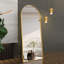 Miroirs muraux surdimensionnés arqués-673559887-673559885