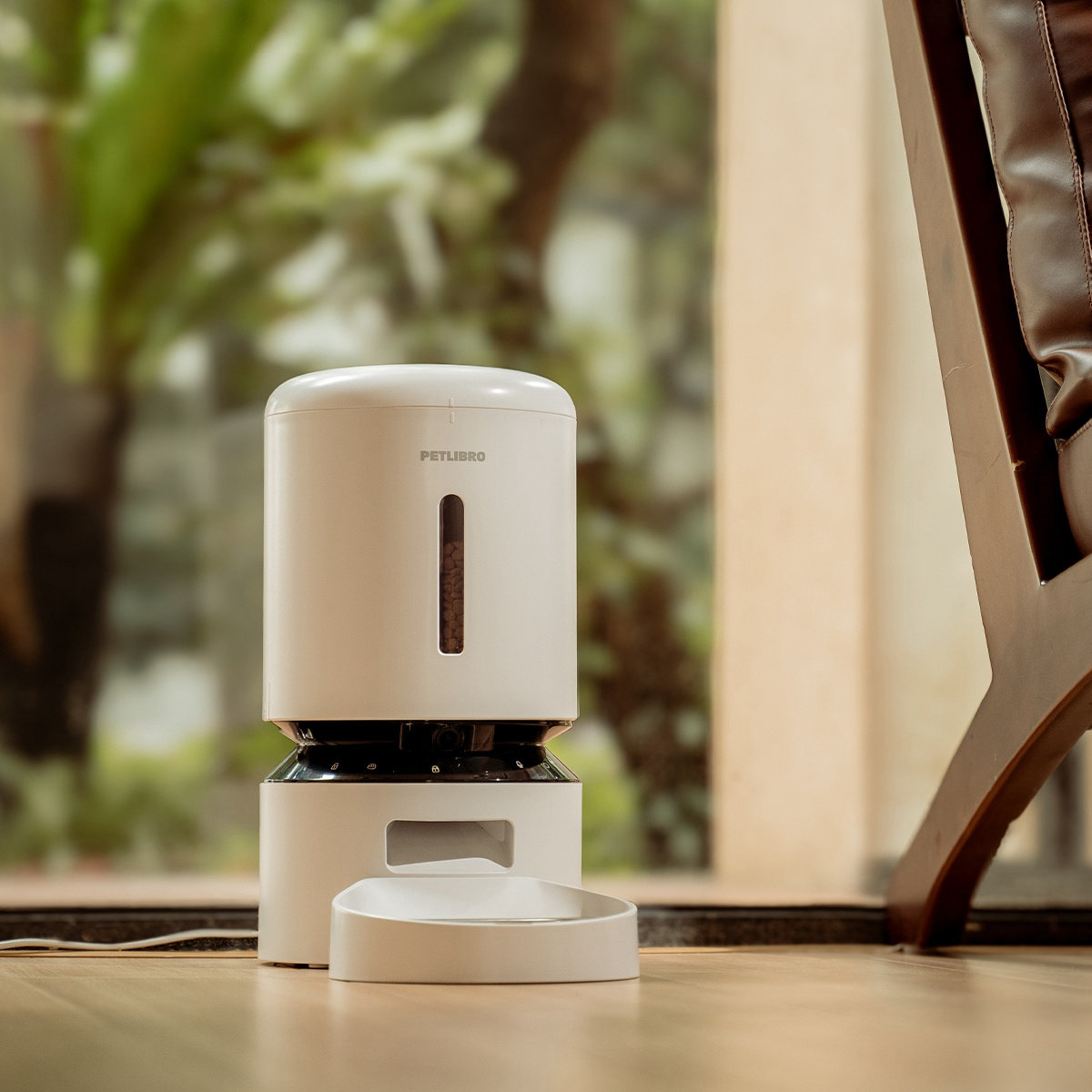 Automatic Cat & Dog Feeder With Camera