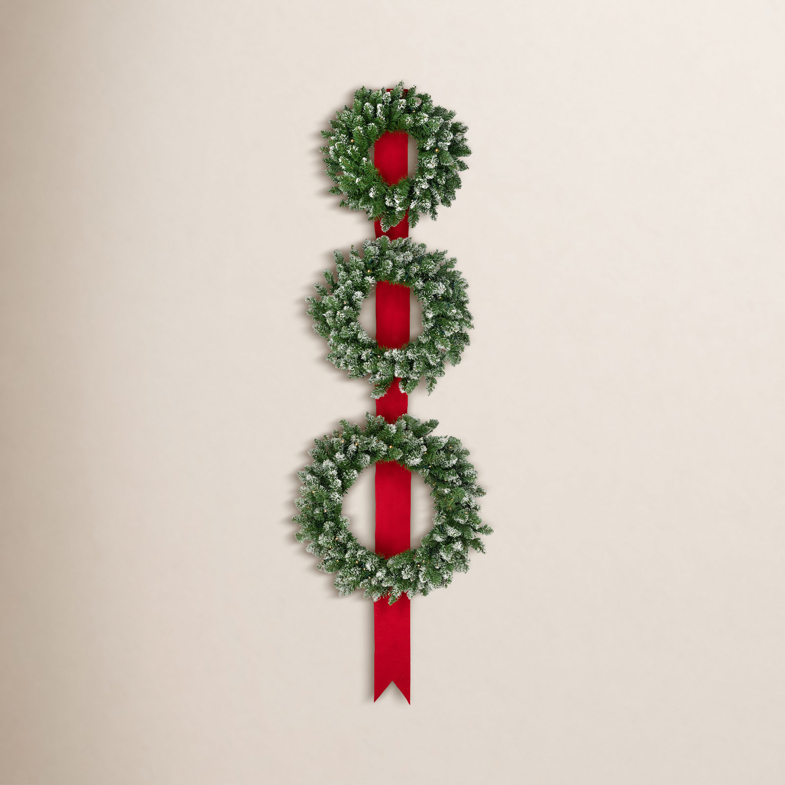 26" Frosted Pre-Lit Wreath