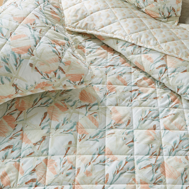 Twin Peach Shells Reversible Microfiber Quilt Set