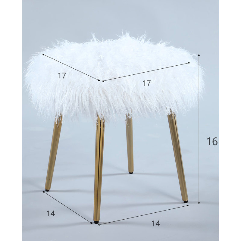 Fausse fourrure blanche moderne avec pattes évasées en or rose