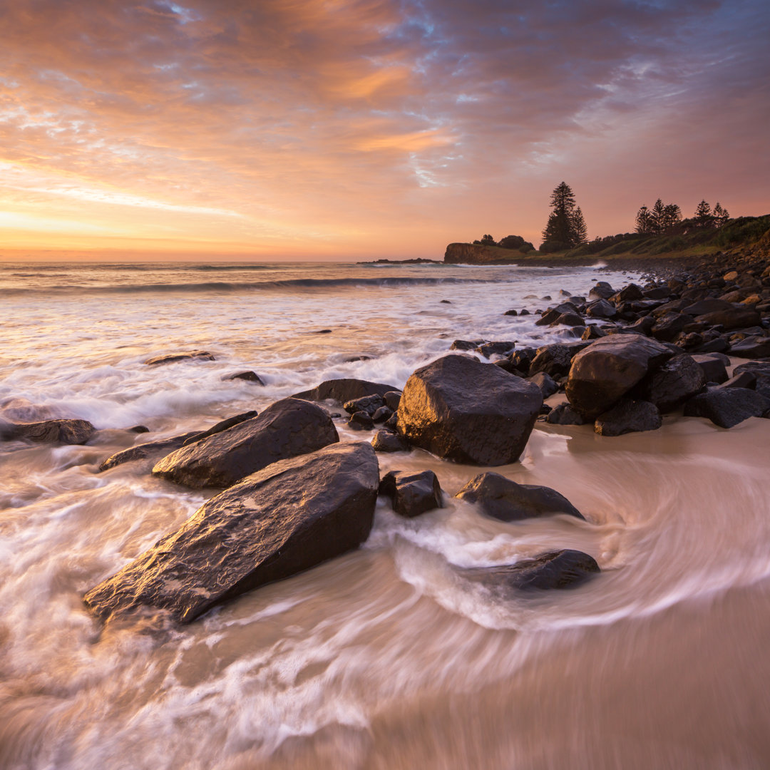 Boulder Beach Sunrise von Turnervisual - Leinwandbild