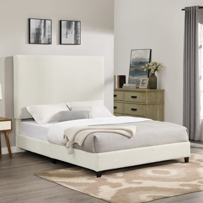 Grand lit plateforme tapissier blanc Boucle