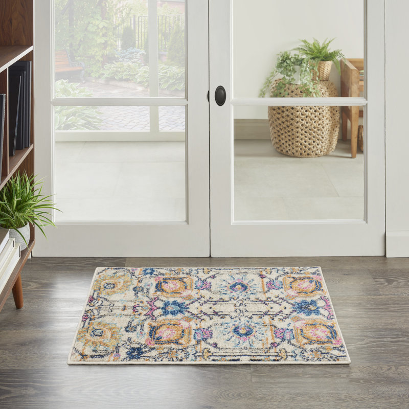 Oriental Indoor Rug, Rectangle 1'10" x 2'10"