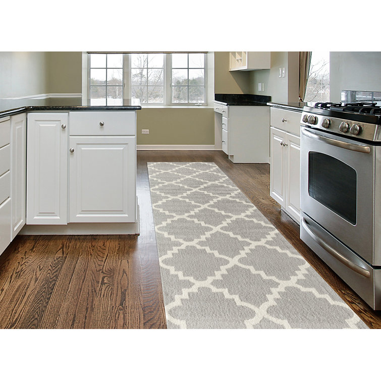 Regner Geometric Indoor Rug