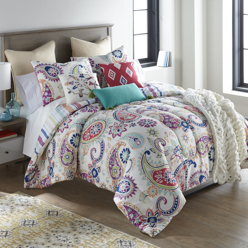 Channel Striped Comforter Set, Queen Comforter + 2 Standard Pillowcases