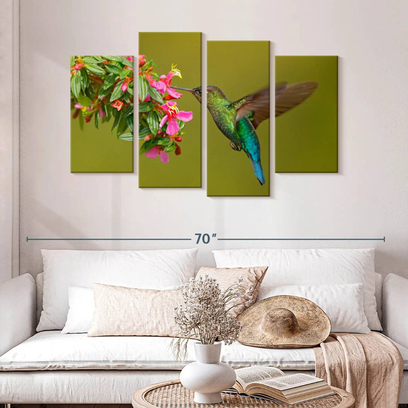 Colibri Brampt se nourrissant, H 32 po x l 52 po