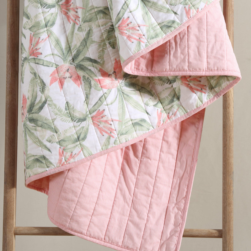 Acapulco Palms Quilt Quilt, King Quilt + 2 King Shams