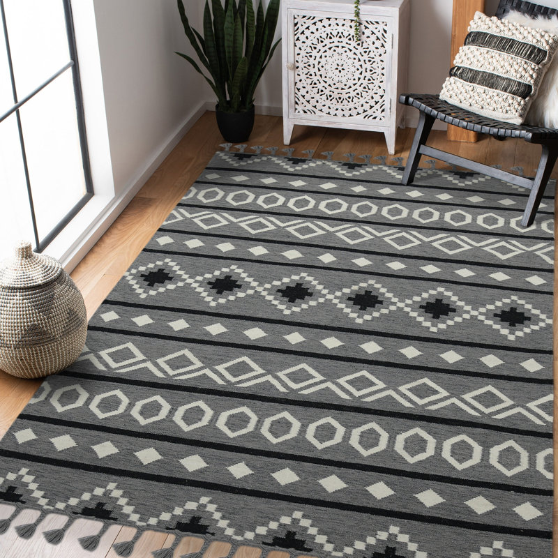 Tapis gris en laine fabriqué à la main Oneil, Rectangle 5 pi x 8 pi