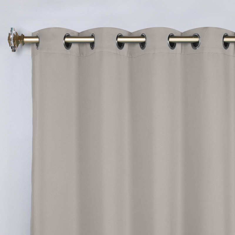 Paire de rideaux obscurcissant avec œillets Millendon, Chrome chrome, L 52 po x L 72 po