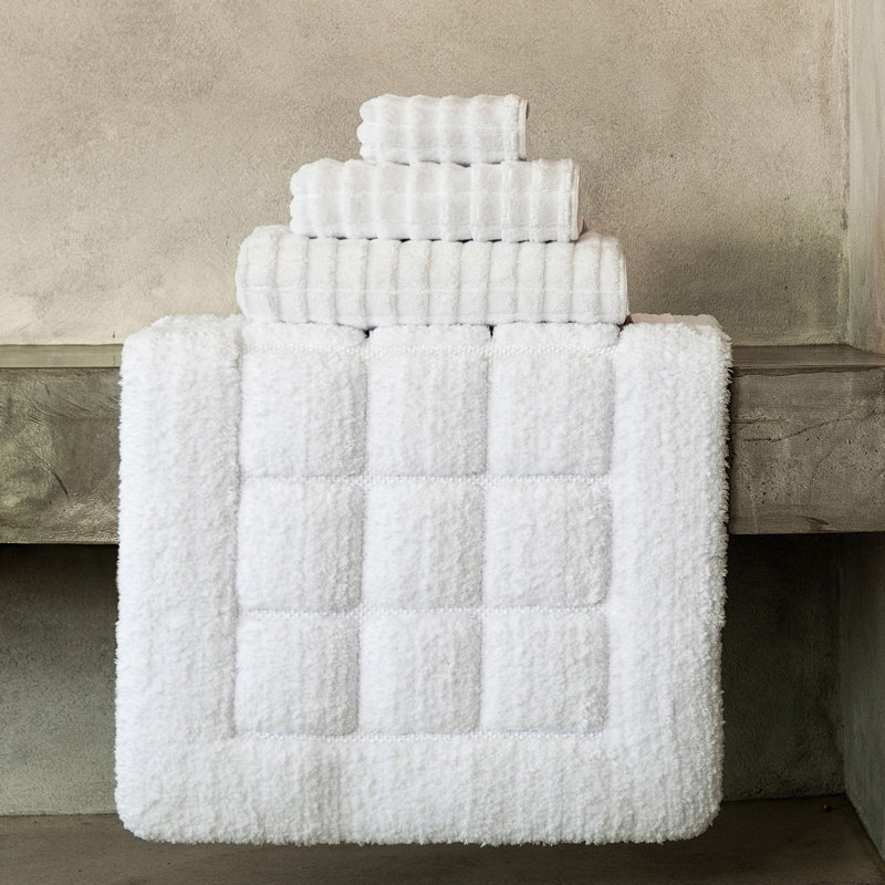 Heaven Bath Rug, White, 24" W x 39" L