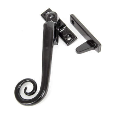 Lock Night-Vent Monkeytail Fastener