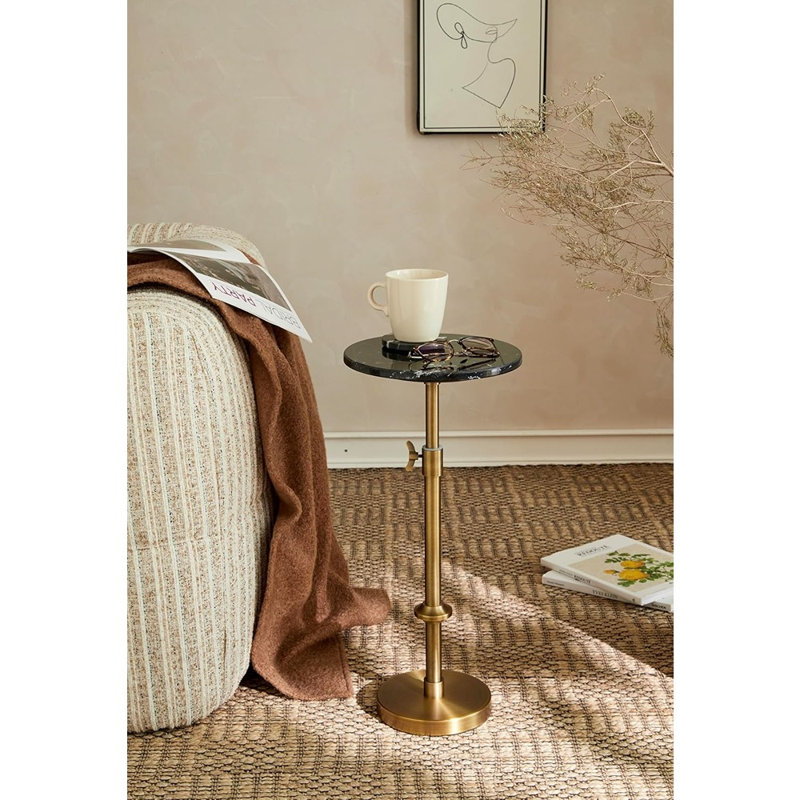 «Table de bout ronde moderne - 10 x 10 x 22 à 30, table d'appoint en marbre noir et laiton antique pour petits espaces, style martini / cocktail de style rétro»