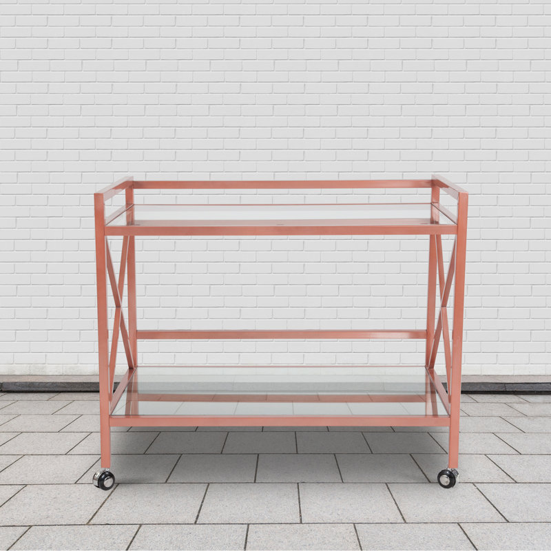 Chariot-bar de cuisine en métal doré rose Lanier avec tablettes en verre et cadre en X