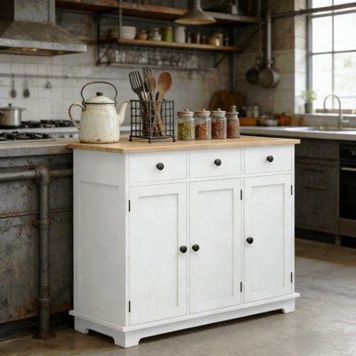 Armoire de rangement spacieuse