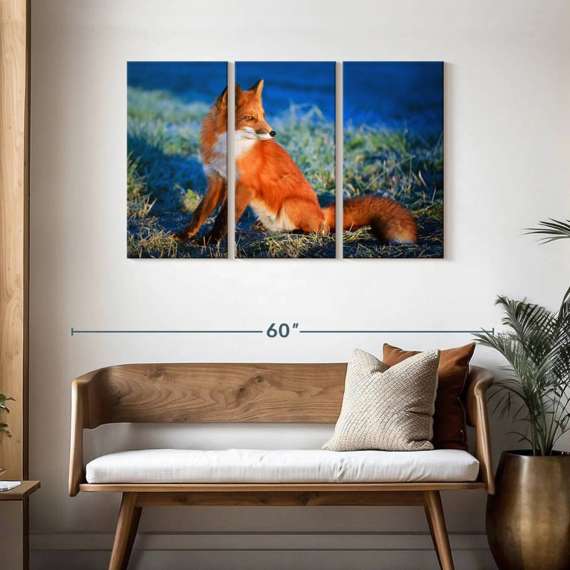Brampt Regal Red Fox, 28" H x 45" W