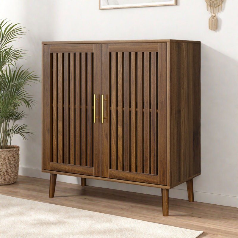 Armoire de rangement Modern Farmhouse - Buffet à portes à lattes en noyer
