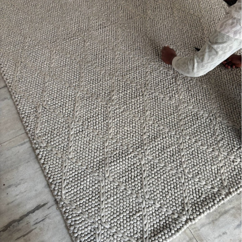 Wool Geometric Area Rug in Gray, Rectangle 6' x 9'