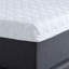Matelas en mousse viscoélastique imprégnée de gel 14 po Neven® Ultimate-1214434416
