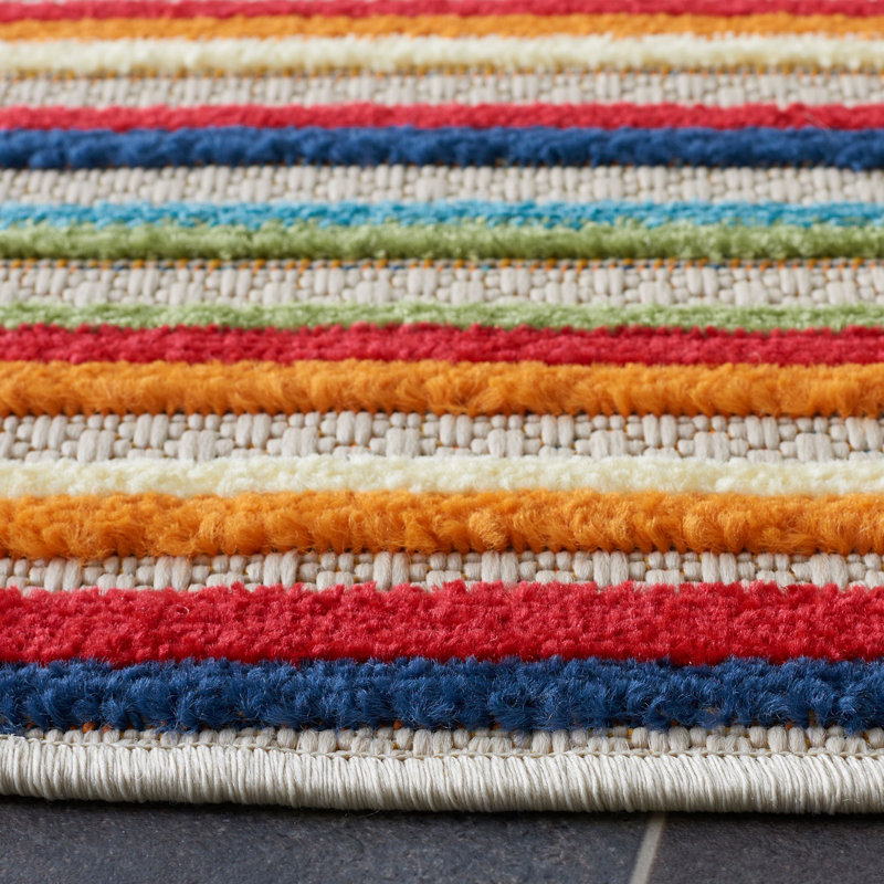 Tapis intérieur / extérieur rayé Kamari Performance, Rond 3 pi