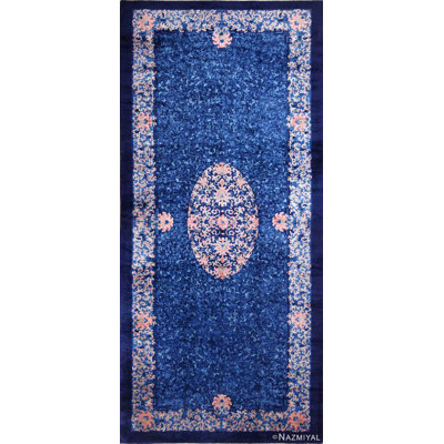 Tapis chinois surdimensionné bleu à motif de médaillon antique